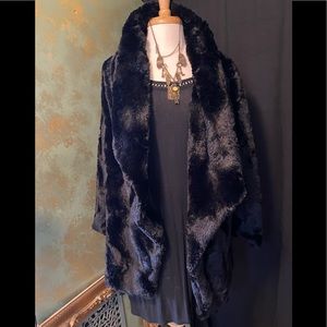 BB Dakota faux Draped front